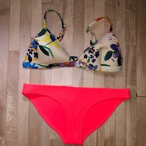 Triangl bikini neon floral swim set